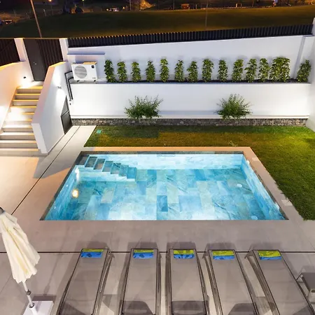 Nuevo Gorvorana 3 - Piscina Privada, Bbq Holiday home *