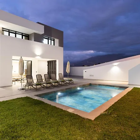 펜션 Gorvorana 3 - Piscina Privada, Bbq